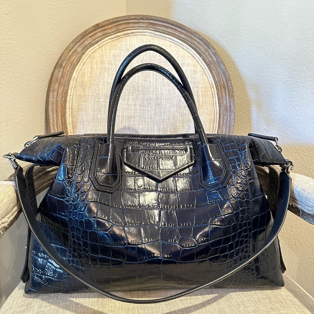 Givenchy Antigona Embossed Tote EUC